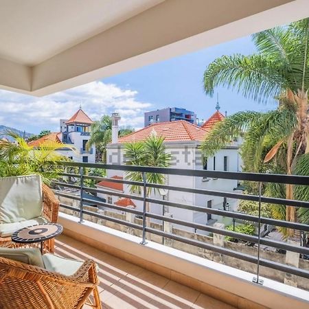 Lovely Apartment At The Best Location In Funchal Exterior photo