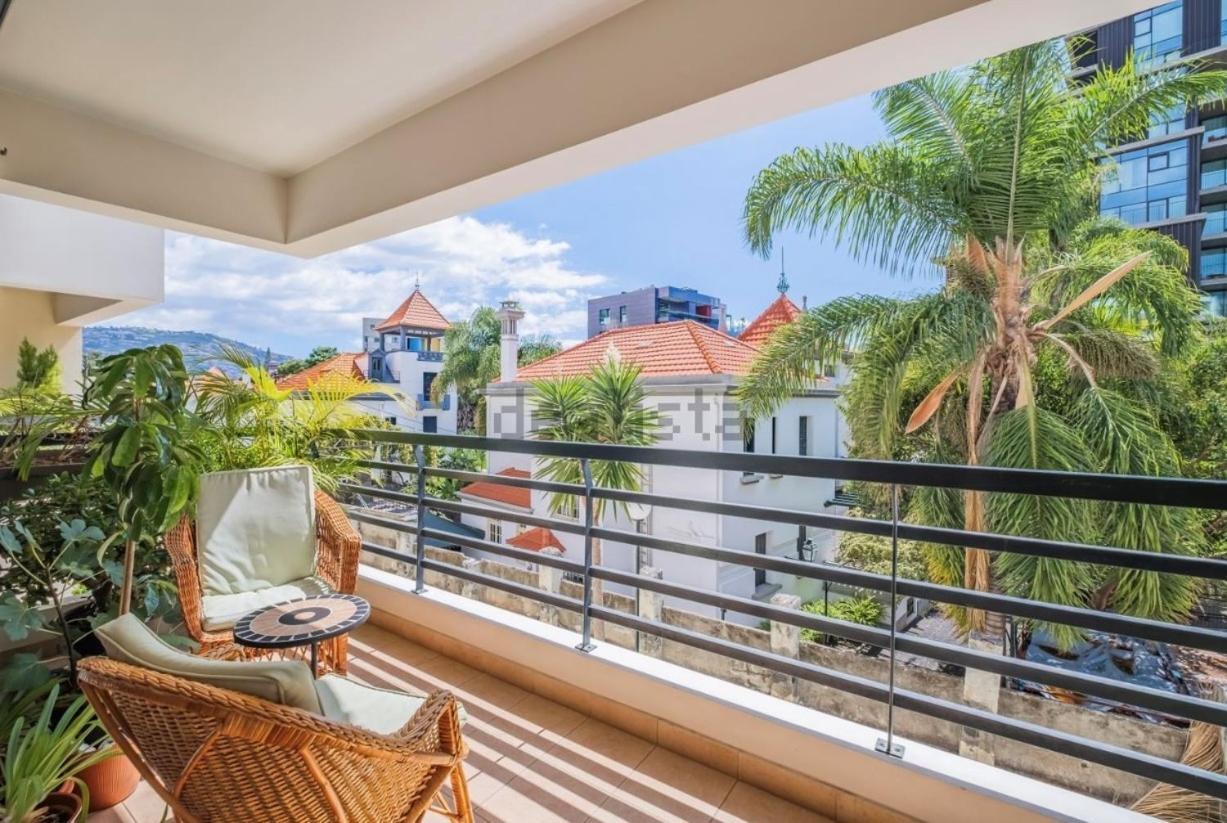 Lovely Apartment At The Best Location In Funchal Exterior photo