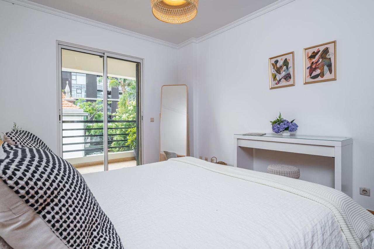 Lovely Apartment At The Best Location In Funchal Exterior photo